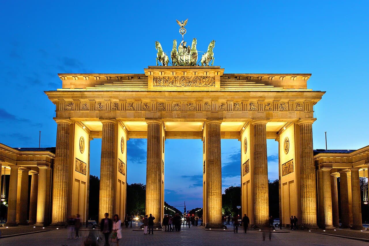 Brandenburg Gate at dusk